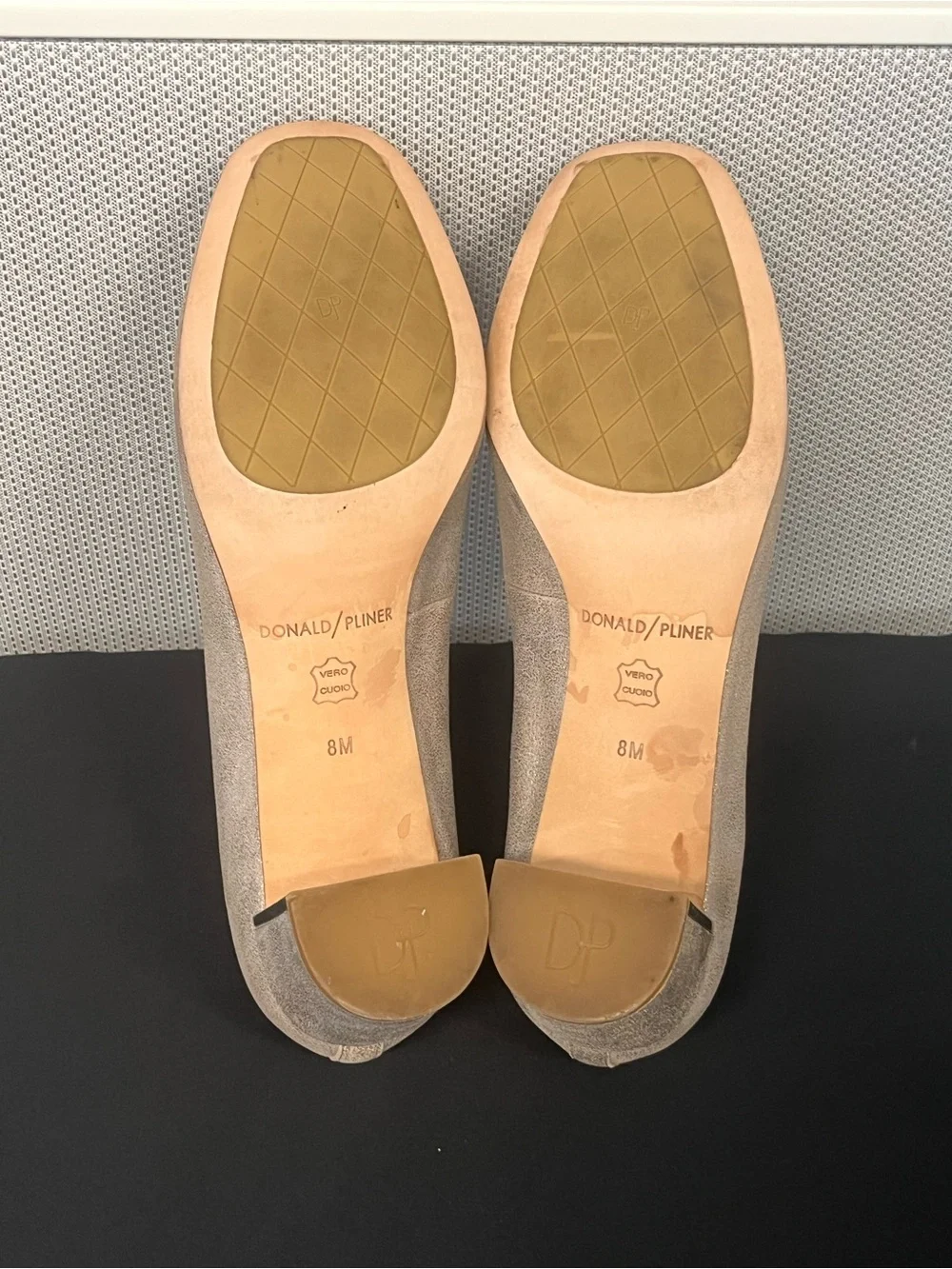 Donald Pliner block heel leather pumps. Brushed champagne. Metal heel plate. 8